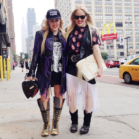 thefemin-the-beckerman-twins-meet-the-blogger-sisters-shaking-up-fashion-s-front-row-10.jpg